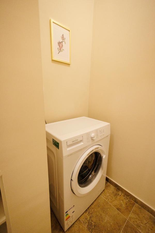 Jolie Flat In The Heart Of The City ทิมิชัวรา ภายนอก รูปภาพ